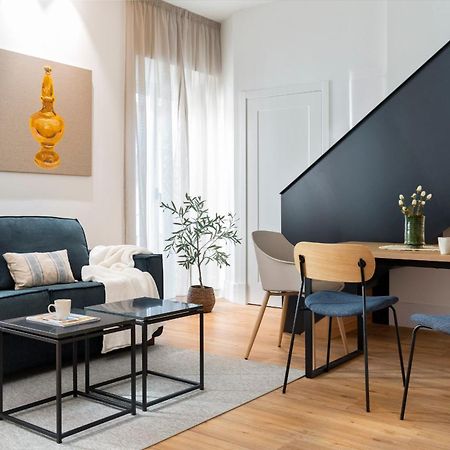 Magno Apartments Pureza Seville Exterior photo